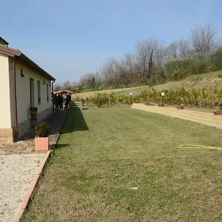 Agriturismo Relais La Scala Di Seta Farm stay *