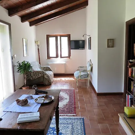 Agriturismo Relais La Scala Di Seta Farm stay *