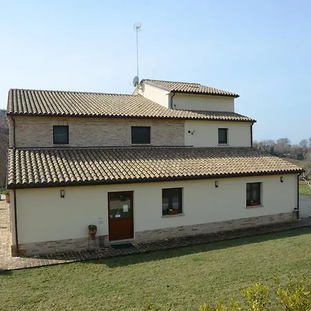 Farma Agriturismo Relais La Scala Di Seta Potenza Picena